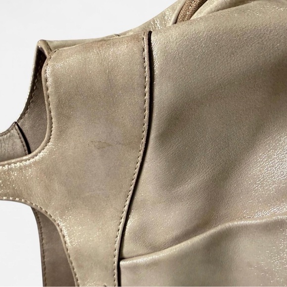 Coach Champagne shoulder bag - Picture 6 of 12